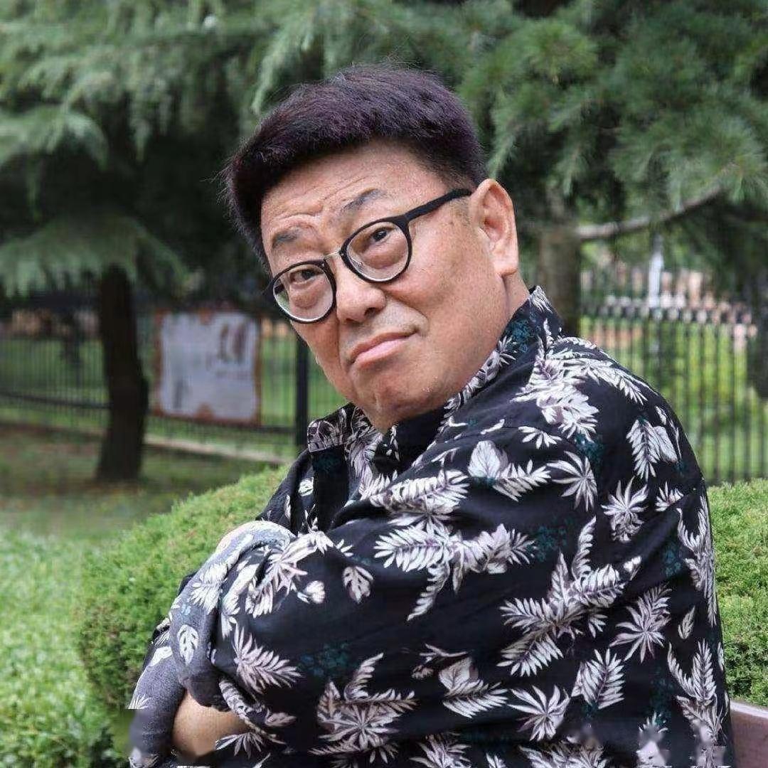 最新的港劇,最新的港劇，展現(xiàn)香港影視業(yè)的繁榮與創(chuàng)新