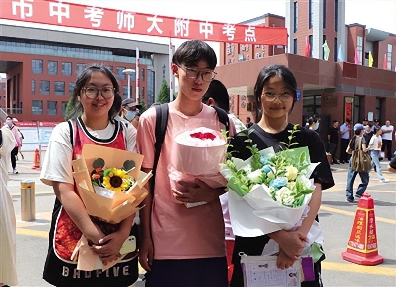 最新中考時(shí)間,最新中考時(shí)間，一場(chǎng)關(guān)于青春的挑戰(zhàn)與機(jī)遇