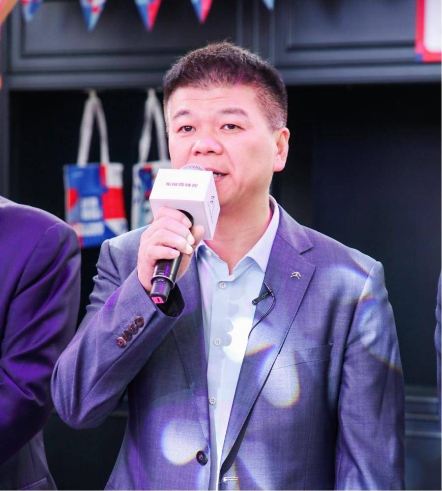 最新火爆劇,最新火爆劇，引領(lǐng)潮流的視聽盛宴